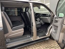 Volkswagen Transporter T6.1 2.0 TDI L2H1 200 pk DC 4 Motio...