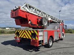 Mercedes-Benz 1528F