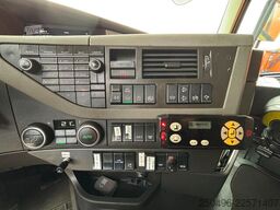 Volvo FH 16 750 10x4 GCW 185 ton / GLOBE XL / RETARDE...