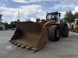Liebherr L586 2plus2