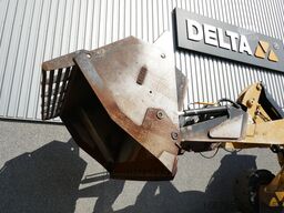 Caterpillar 938M