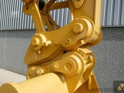 Caterpillar 320