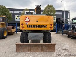 Liebherr A 920 Litronic Likufix SW 48 + Powertilt