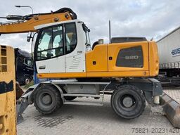 Liebherr A 920 Litronic Likufix SW 48 + Powertilt