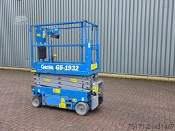 Genie GS1932 Electric, Working Height 7.8 m, 227kg Capac