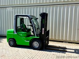 CESAB M330DV Diesel / 3 T  / 2025 BJ / 284 H / Waage