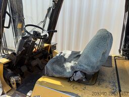 CATERPILLAR DP45 Diesel / Seitenschieber + Zinkenverstellung
