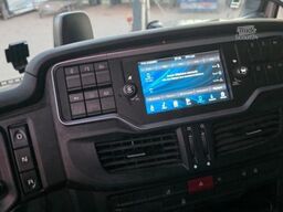 Iveco S-WAY 570