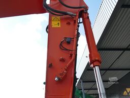 Hitachi ZX300LC-6