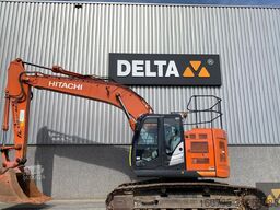 Hitachi ZX225USLC-6