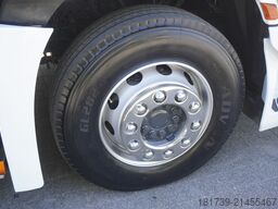 Mercedes-Benz Actros 2542 / GIGA cabin / Thermoking