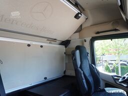 Mercedes-Benz Actros 2542 / GIGA cabin / Thermoking