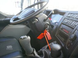 Renault D210 12T / Bitemperature / 90 tho. km/