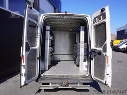 Volkswagen Crafter 2.0 TDI 140PK L3H3 EURO 6 - Airco - Cru...