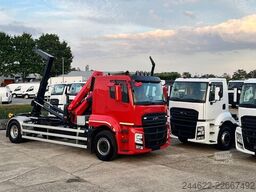 Ford 4x2 Road 1845 Low Roof Sleeper Cab