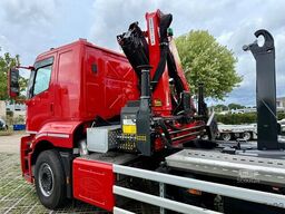 Ford 4x2 Road 1845 Low Roof Sleeper Cab