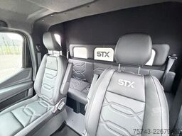 RENAULT Master STX 5 Sitzer Haras ex. Lang Automatik