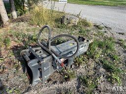 Hitachi ZX95US-7 Excavator w/ Rototilt w/ grab – 2 buckets