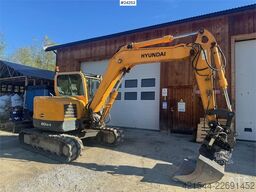 Hyundai Robex 80CR-9 Crawler Excavator – 2 Buckets & Tilt