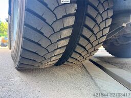 Volvo FH460 6x4 Tractor Unit – LNG Gas