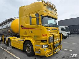 Scania R580 6X2 truck with hydraulics