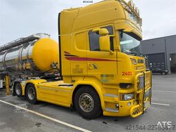 Scania R580 6X2 truck with hydraulics