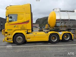 Scania R580 6X2 truck with hydraulics