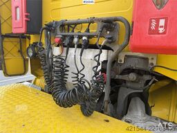 Scania R580 6X2 truck with hydraulics