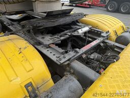Scania R580 6X2 truck with hydraulics