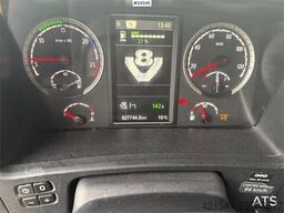Scania R580 6X2 truck with hydraulics
