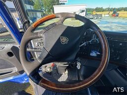 Scania R560 6x2 Hooklift Truck – Crane Hydraulics – Flatb