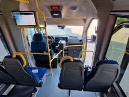 MERCEDES-BENZ Heckniederflur Sprinter 517 / 4 er Bestuhlung