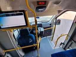 MERCEDES-BENZ Heckniederflur Sprinter 517 / 4 er Bestuhlung