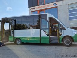 MERCEDES-BENZ Heckniederflur Sprinter 517 / 4 er Bestuhlung