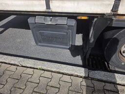 KRONE Joloda Mega Gardine, Lift, Hubdach