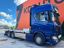 Scania R 650 6x4 RETARDER / PLATFORM L=6851 mm