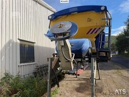 Stratos B90-42 sand spreader – 9 cubic meters