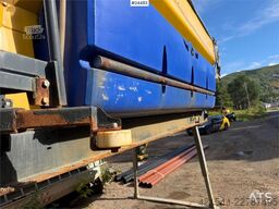  Stratos B90-42 sand spreader – 9 cubic meters