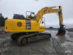 Komatsu PC210LC-11 Excavator with OilQuick quick coupler a