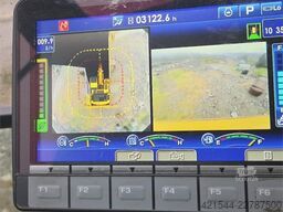 Komatsu PC210LC-11 Excavator with OilQuick quick coupler a