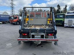 RENAULT D10.240 4x2 Roelli
