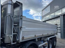 MERCEDES-BENZ Actros 3246 8x4 Meiller 3S