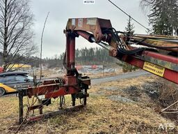HMF Hermeler Maschinenbau 1150 crane with grab.