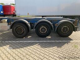  EURO 902K 40' chassis ausziehbar