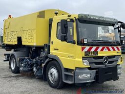 Mercedes-Benz 1524 Winterdienst - Streuer - Kehrmaschine 1.Hd