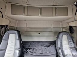 Volvo FH 13.460 Globetrotter 4x2 - Low deck - Full ai...