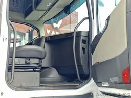 Volvo FH 13.460 Globetrotter 4x2 - Low deck - Full ai...