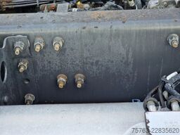 Volvo FH 13.460 Globetrotter 4x2 - Low deck - Full ai...