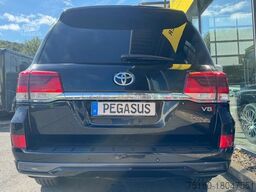 TOYOTA Land Cruiser V8 4D Geländewagen SUV