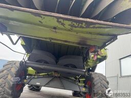 Claas MEGA 208